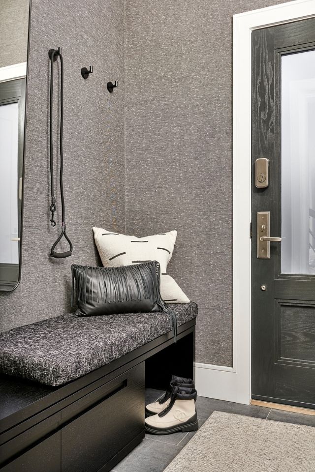 Entryway runner example in front of home